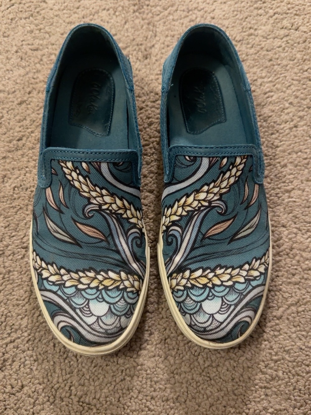 OluKai Kailua Hoa Artist Collab Blue Floral Slip On Shoes Sz 8